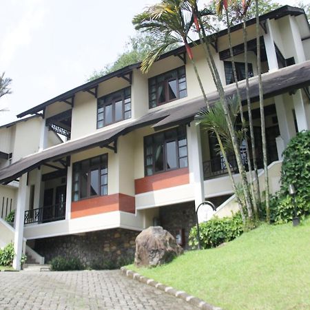 Gunung Geulis Cottages Managed By Royal Tulip Bogor Exteriör bild
