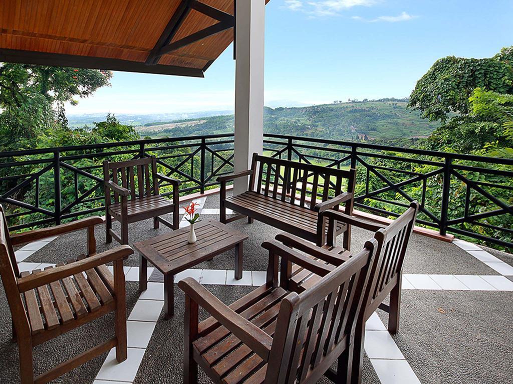 Gunung Geulis Cottages Managed By Royal Tulip Bogor Exteriör bild